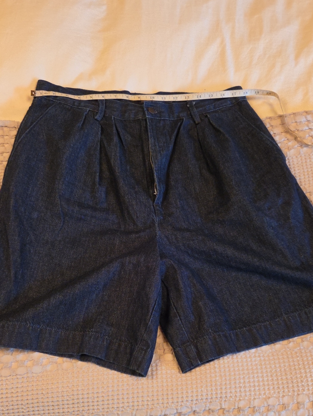 Banana Republic Navy Denim High Rise Pleated Jean Shorts 32